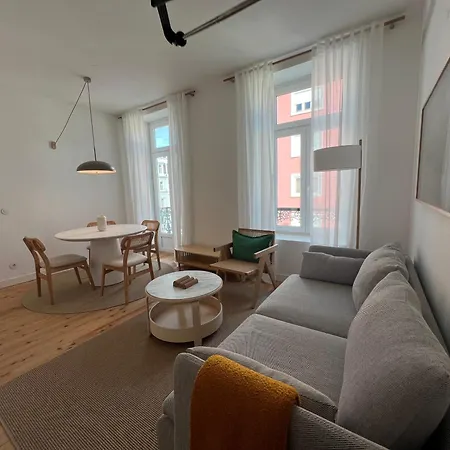 Dl Apartments Apartment