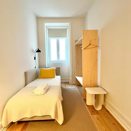Dl Apartment *